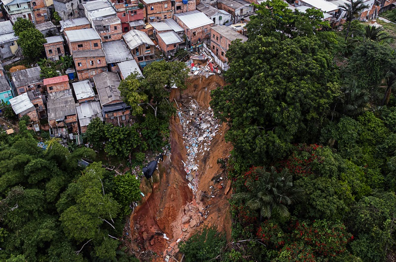 Estudo revela áreas de risco de deslizamentos e inundações em Manaus