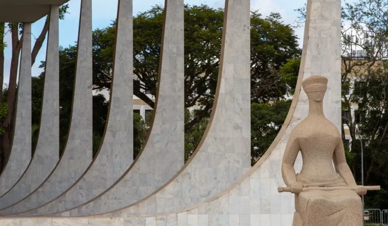 STF acaba com aposentadoria compulsória de juízes condenados