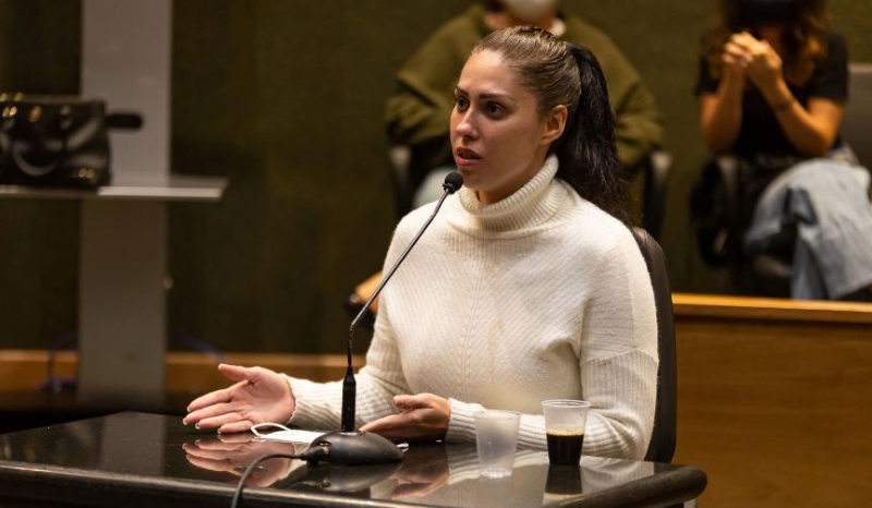 Gilmar Mendes determina retorno de Monique Medeiros à prisão preventiva