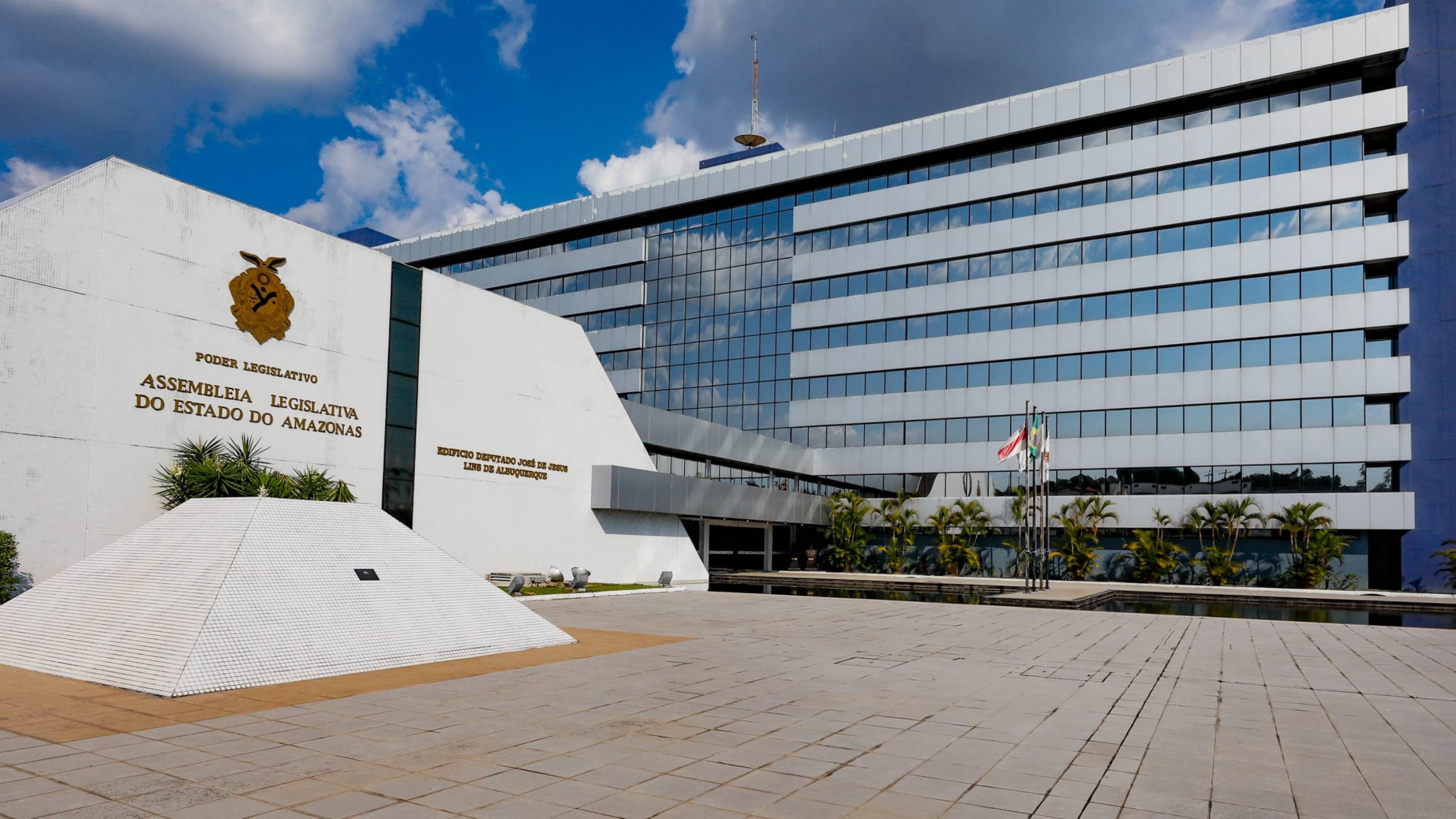 Assembleia Legislativa do Amazonas aprova cinco chapas para eleição indireta