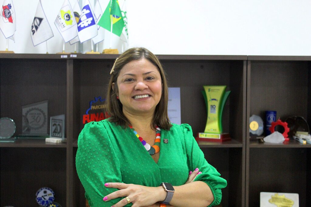 MPF processa Alzira Miranda, presidente do CREA-AM, por nepotismo