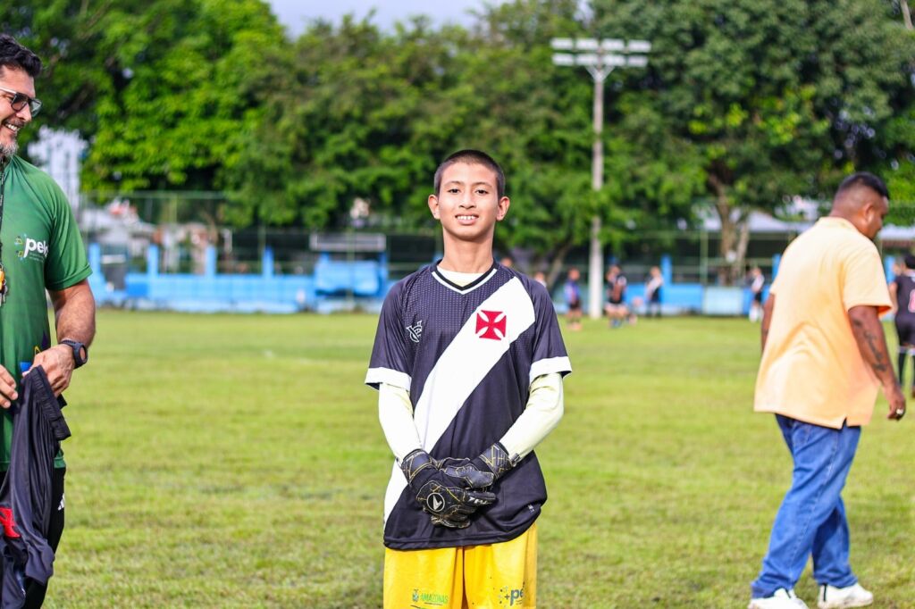 Erick Lopes, jovem goleiro de Manaus, é contratado pelo Vasco Academy