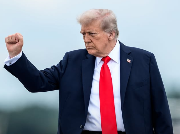 Irã propõe reabertura do Estreito de Hormuz; Trump exige fim do nuclear