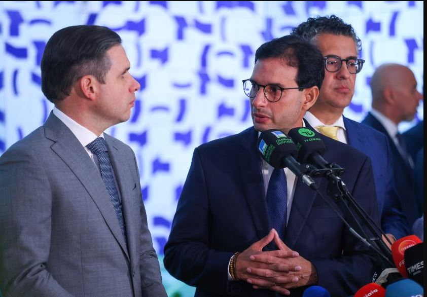 TCE condena Sabá Reis por falta de transparência em contratos públicos