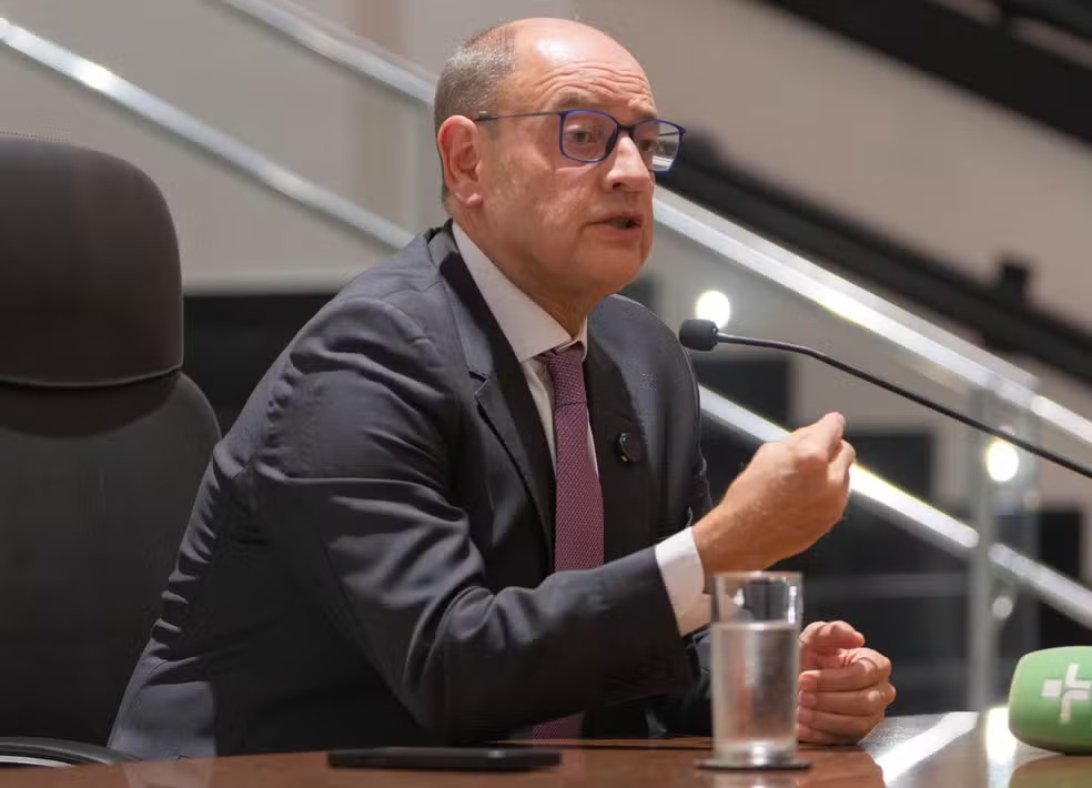 Zanin mantém Couto como governador interino do Rio e rejeita Alerj