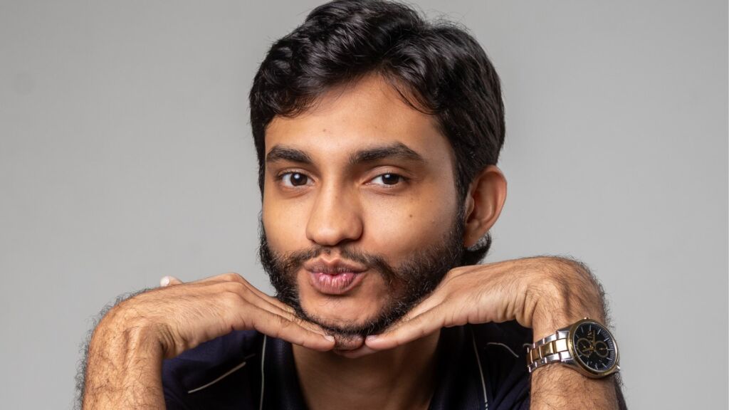 Humorista Leandro Leitte retorna a Manaus com o espetáculo Hétero Afeminado