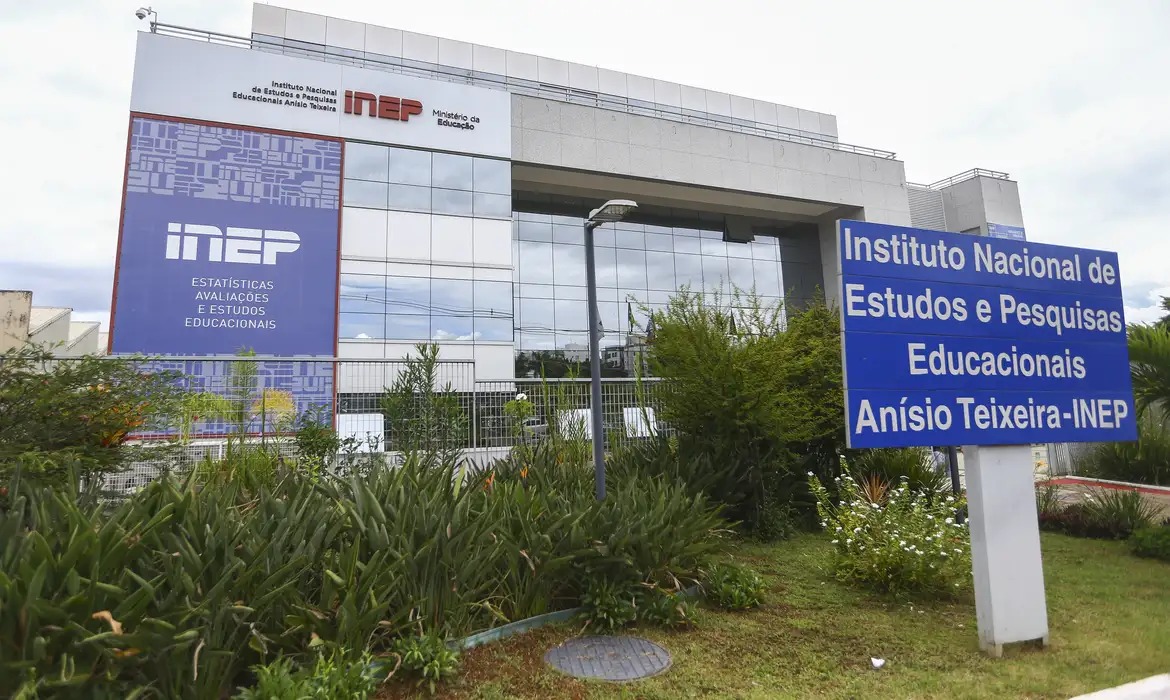 MEC e Inep prorrogam prazo para isenção da taxa do Enem 2026
