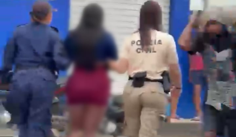 Mulher é presa por tráfico de drogas durante festa em Carauari, AM