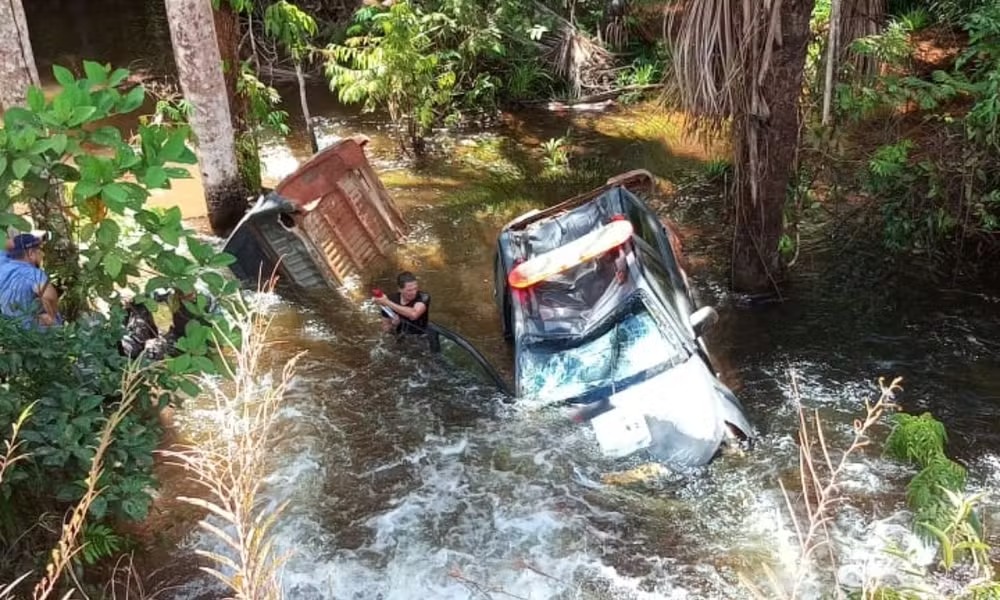 Policial morre em acidente com viatura da Força Nacional na BR-230, AM