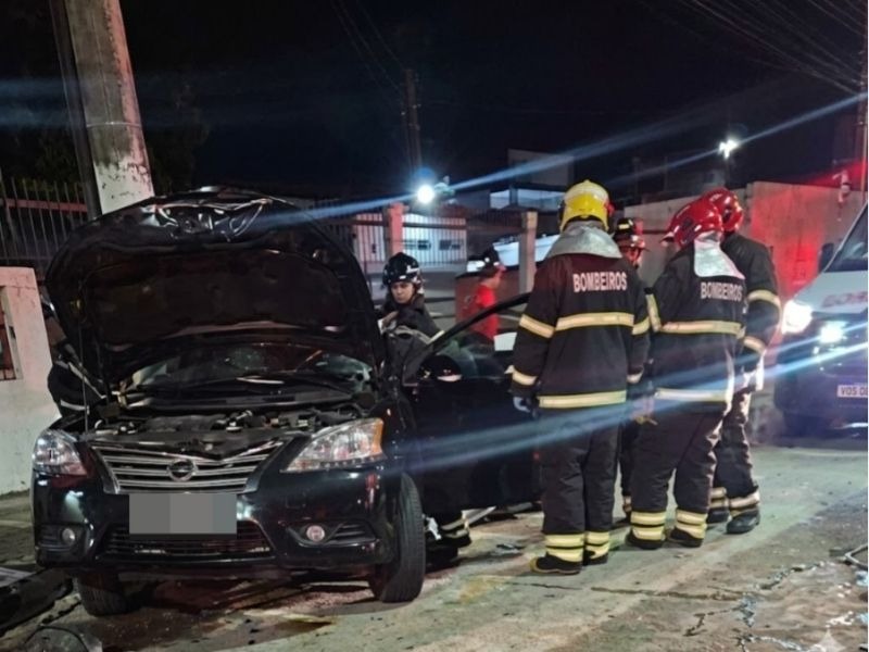 Motorista morre após colisão com poste na avenida Noel Nutels em Manaus
