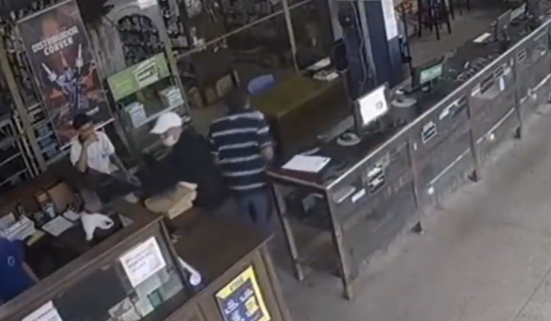 Dupla é presa após assalto a loja de autopeças no Cachoeirinha, em Manaus