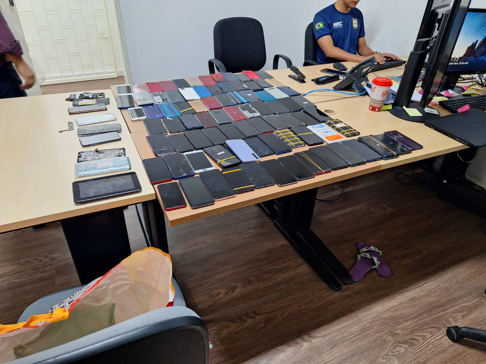 Confira se seu celular roubado pode ser devolvido em Manaus