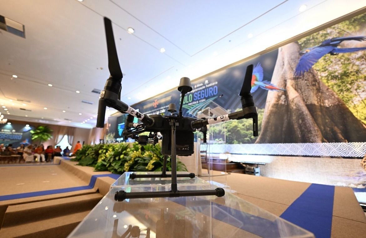 Governo do AM utiliza drones para titular terras e mapear áreas