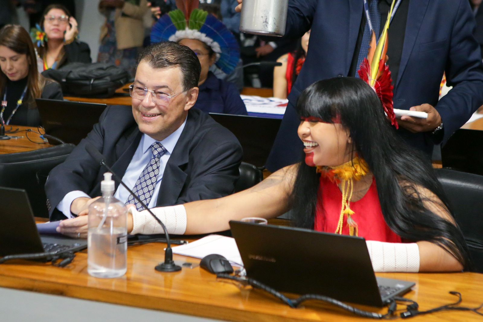 Senado aprova Universidade Federal Indígena com apoio de Eduardo Braga