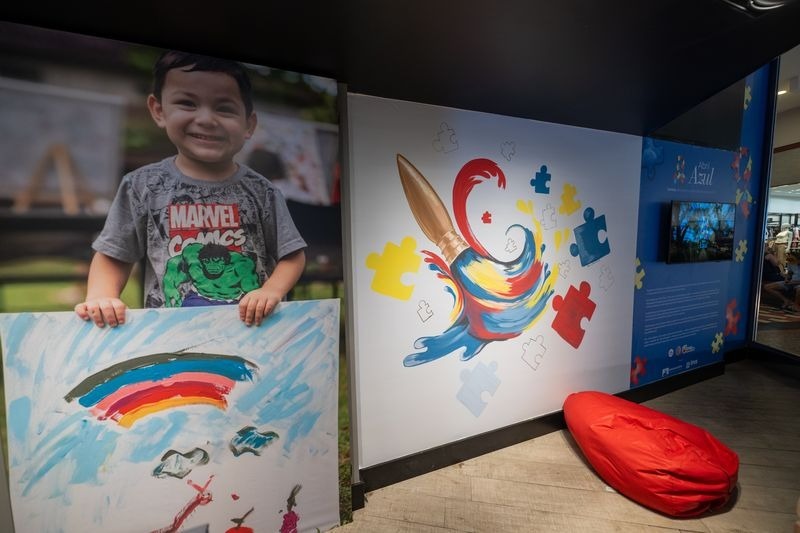 Manauara Shopping promove exposição de arte por crianças com TEA
