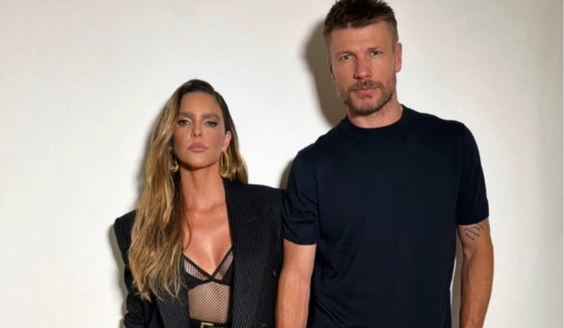 Fernanda Lima registra Rodrigo Hilbert em momento curioso no banheiro; VEJA