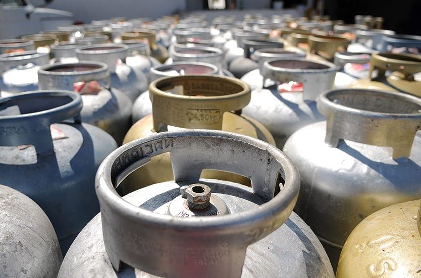 Governo libera R$ 330 milhões para reduzir preço do gás de cozinha