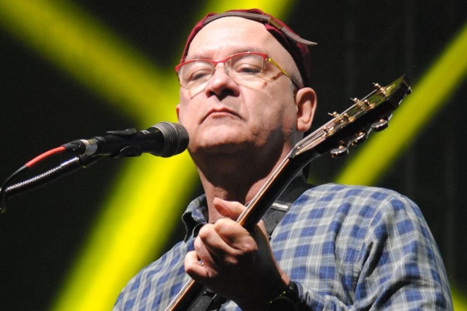 Herbert Vianna celebra 65 anos com canções que marcaram gerações