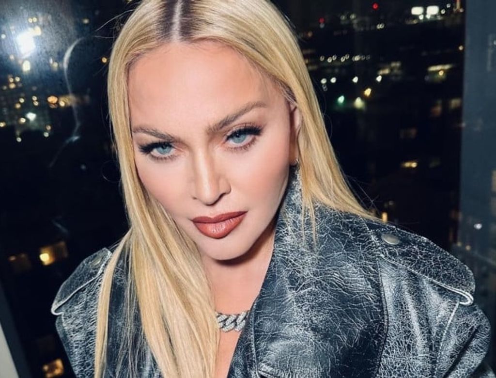 Madonna denuncia furto após show no Coachella e oferece recompensa