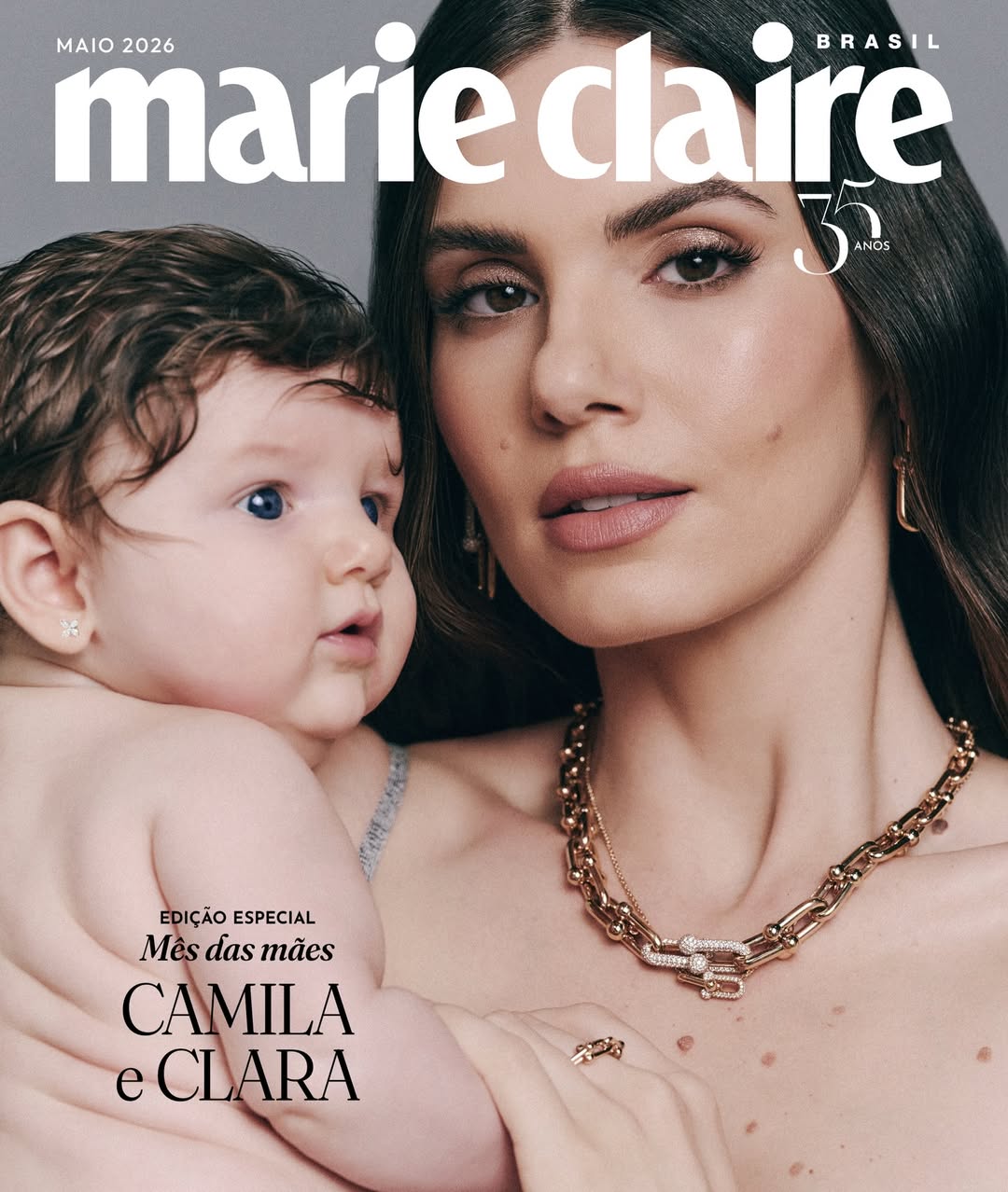 Camila Queiroz apresenta filha Clara em capa especial da Marie Claire