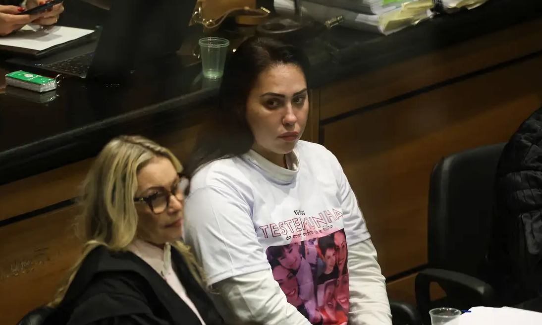 Monique Medeiros se entrega após decisão do STF e retorna à prisão