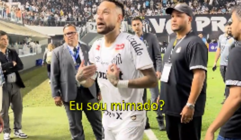 Discussão de Neymar com torcedor ganha destaque na mídia internacional