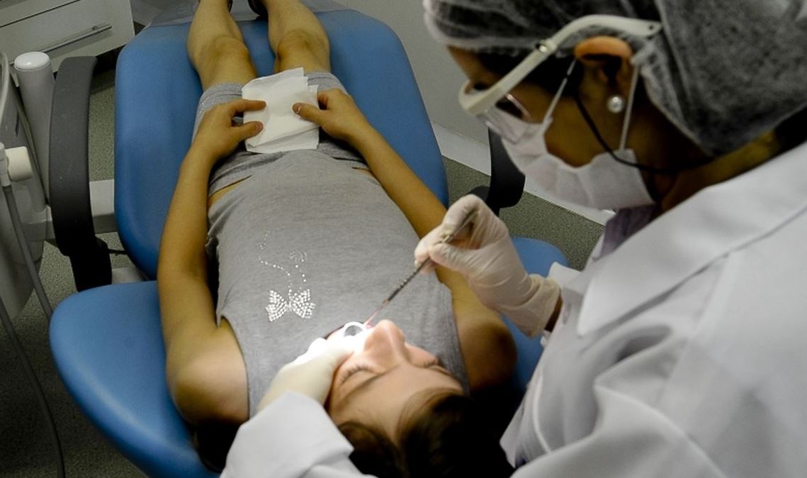 Triagem seleciona jovens para tratamento odontológico gratuito em todo o Brasil