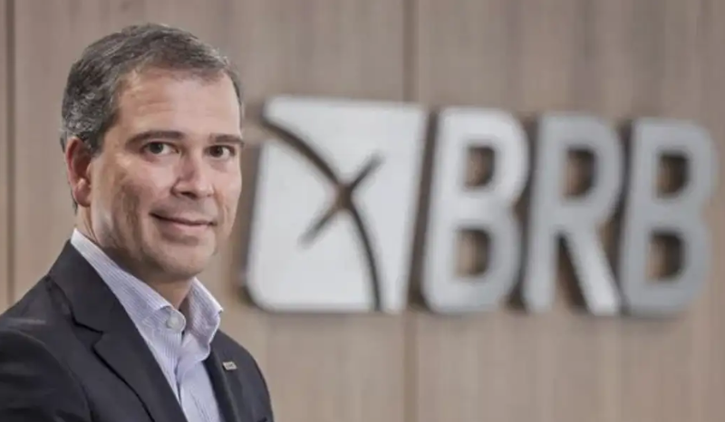 Ex-presidente do BRB, Paulo Henrique Costa, é preso em operação da PF