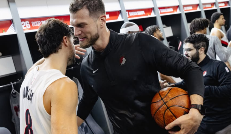 Tiago Splitter faz história como o 1º técnico brasileiro nos playoffs da NBA