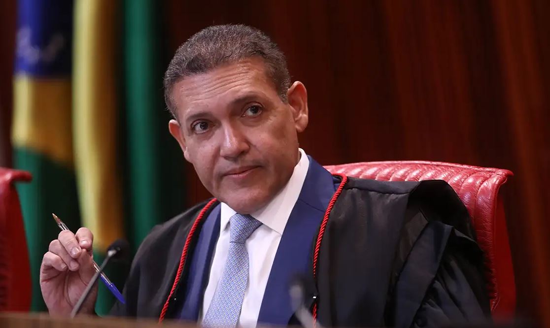 Nunes Marques é eleito presidente do TSE para mandato de dois anos