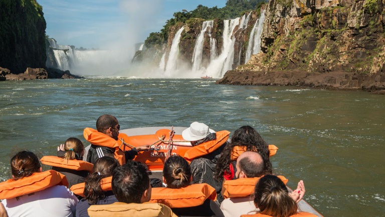 Brasil registra recorde de turistas internacionais no primeiro trimestre de 2026