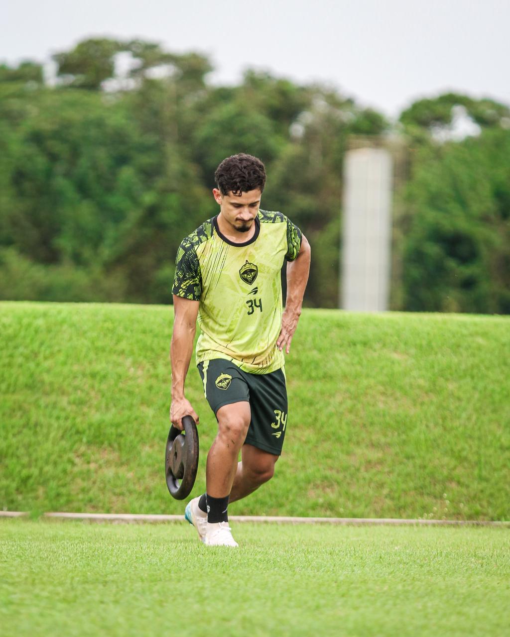 ManausFC contrata Maycon Lima para reforçar ataque na Série D