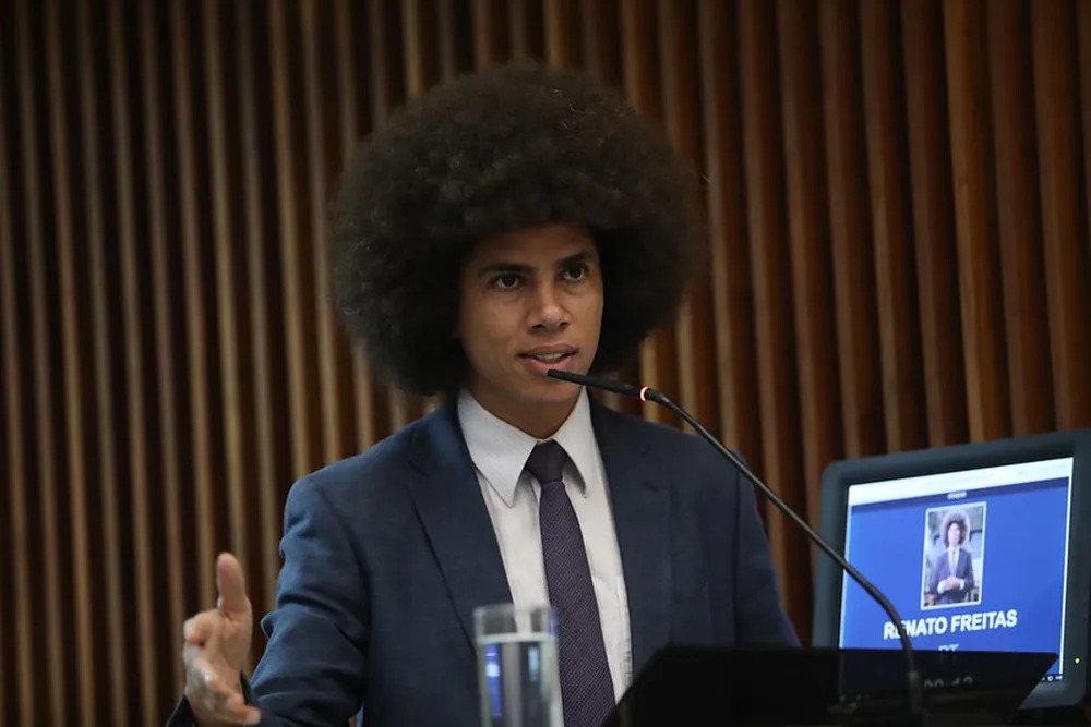 Conselho de Ética da Alep recomenda cassação do deputado Renato Freitas