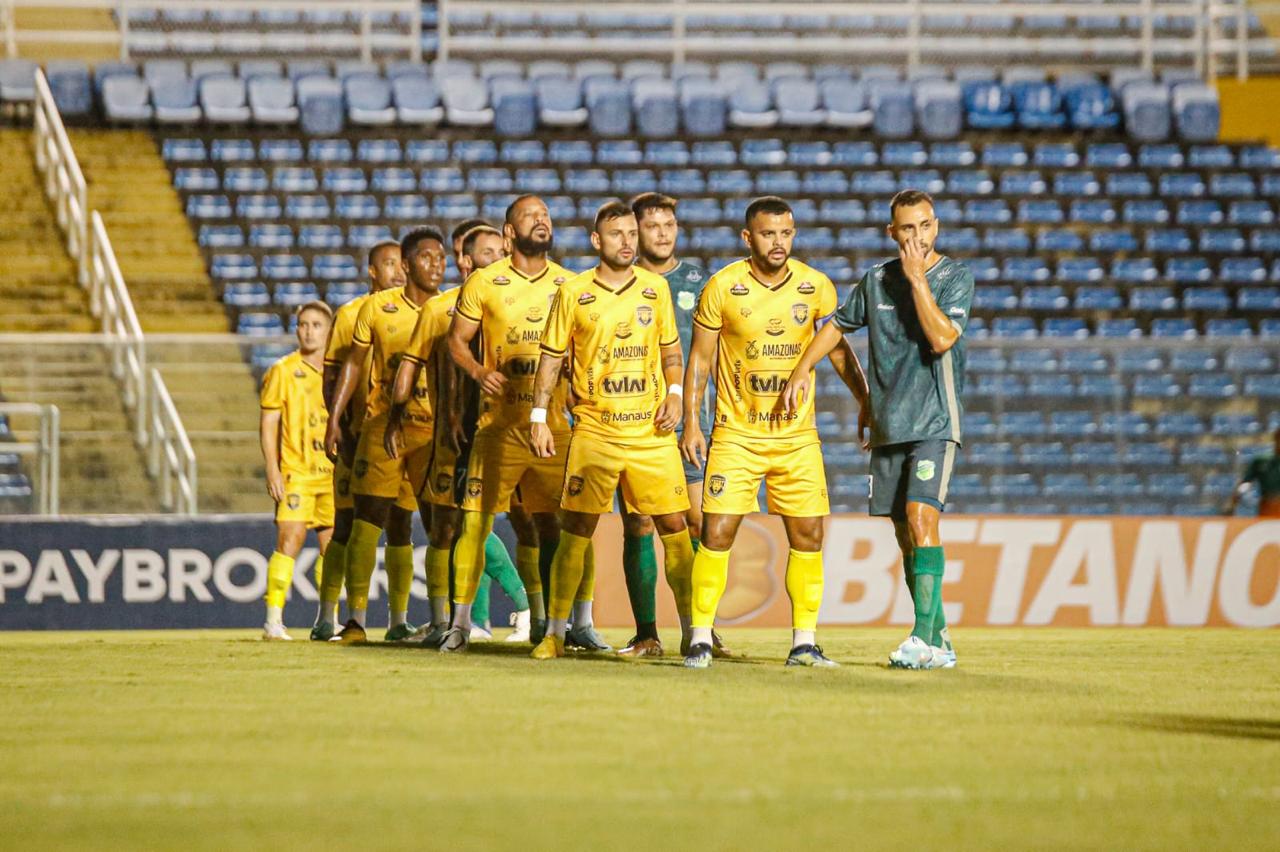 Amazonas FC enfrenta Floresta em jogo decisivo na Série C