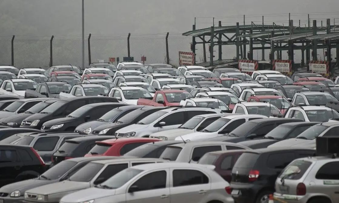 Produção de veículos no Brasil cresce 2,4% em abril, diz Anfavea