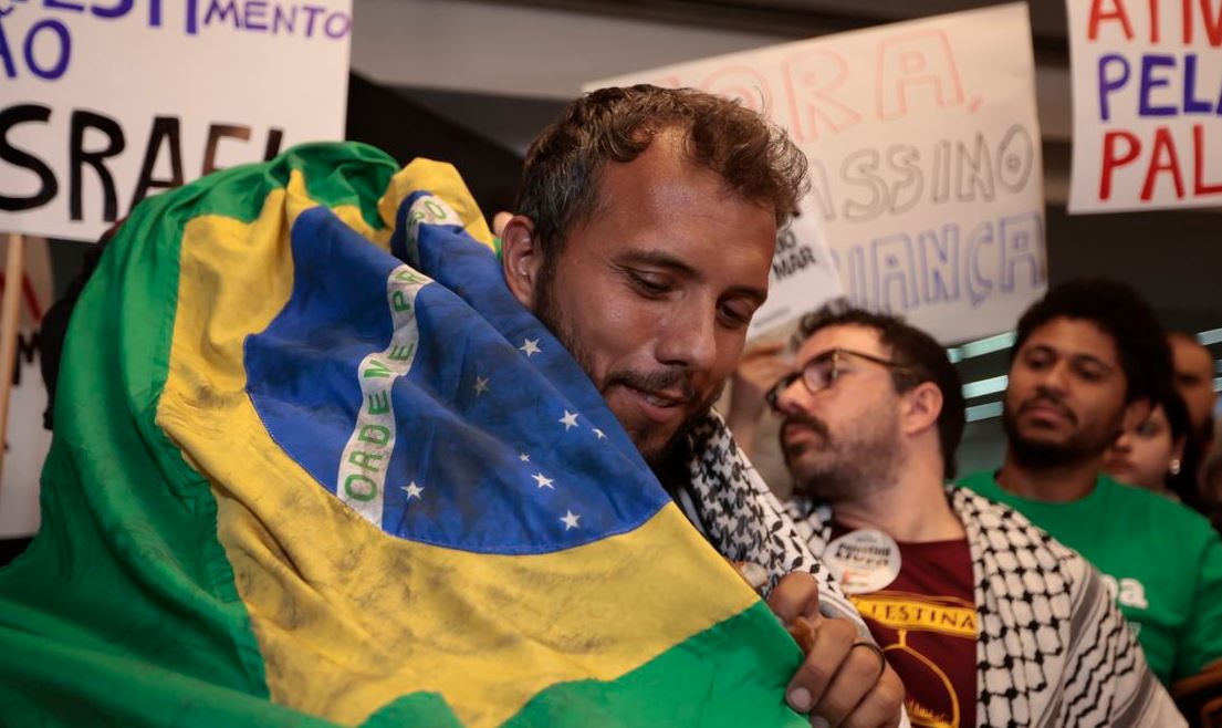 Falece mãe do ativista Thiago Ávila, detido em Israel