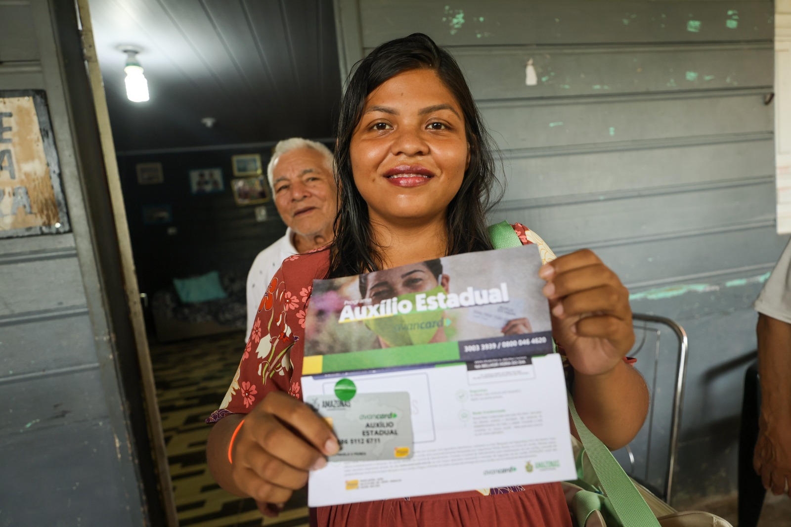Auxílio Estadual é antecipado em homenagem ao Dia das Mães no Amazonas