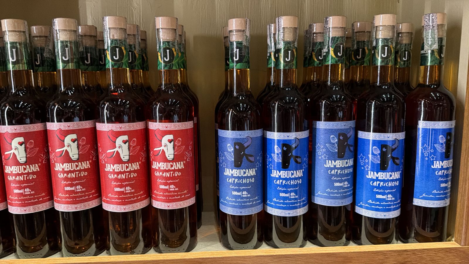 Cachaça Jambucana: Sabor Amazônico e Cultura Bumbá em Parintins