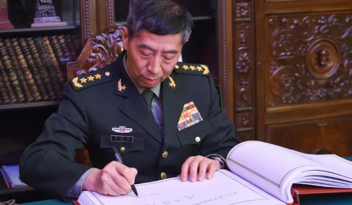 China condena ex-ministros da Defesa à morte por corrupção