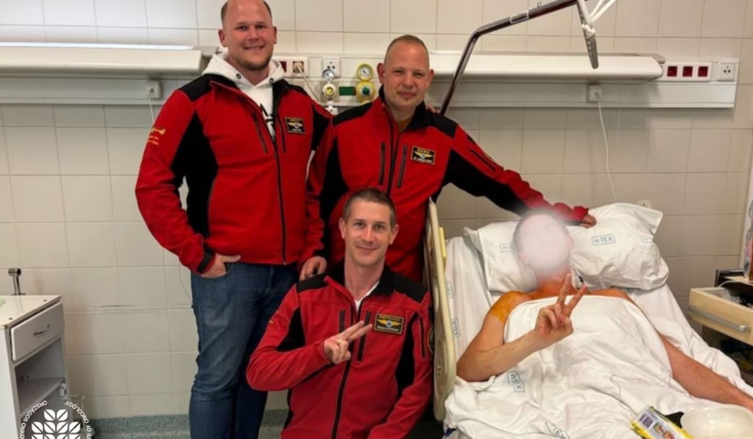 Médico realiza cirurgia emergencial na rua e salva vida de homem esfaqueado