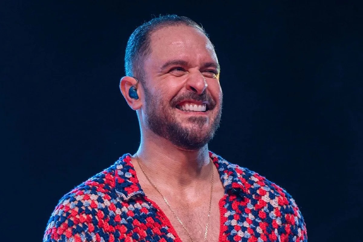Diogo Nogueira é internado com laringite bacteriana grave e pausa turnê