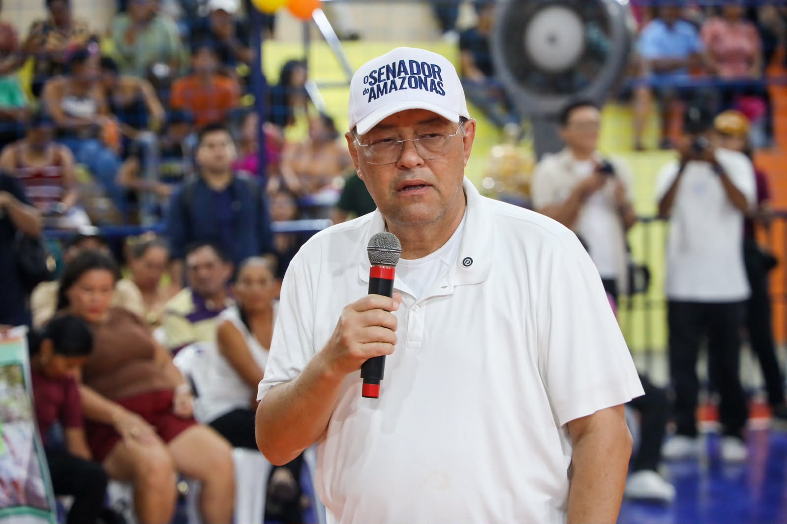 Eduardo Braga Inaugura Ginásio e Acompanha Investimentos em Parintins