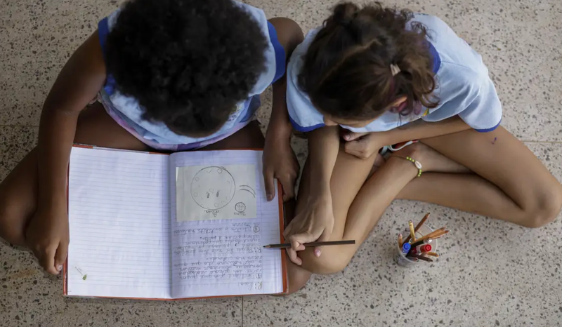 Estudo revela que metade dos alunos não percebe debate antirracista nas escolas