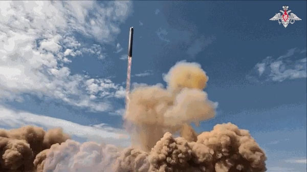 Rússia finaliza teste do míssil nuclear 'Satanás' com alcance de 35 mil km