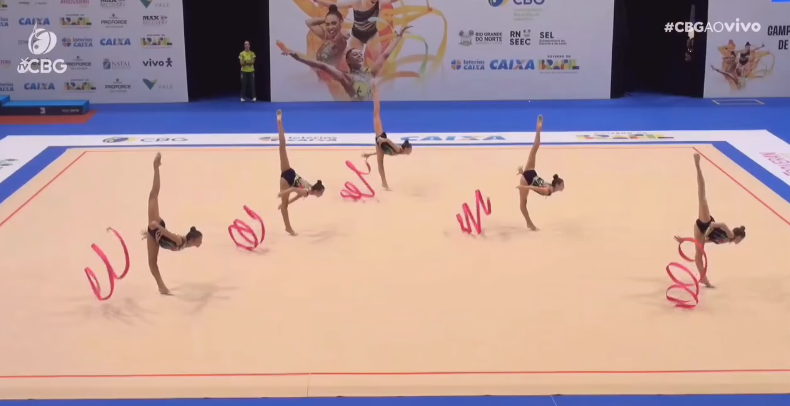 Seleção de Ginástica Rítmica Brilha em Natal com Caprichoso e Joelma