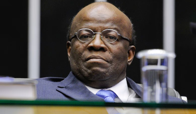 DC escolhe Joaquim Barbosa como pré-candidato à Presidência da República