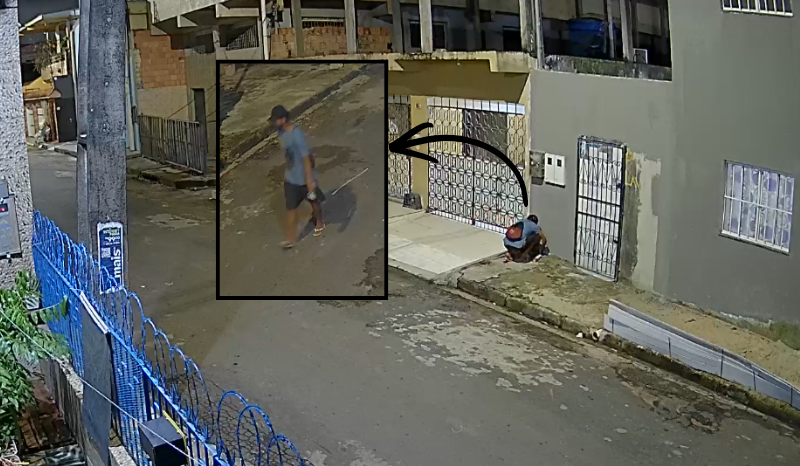 Homem é flagrado furtando hidrômetro na zona leste de Manaus
