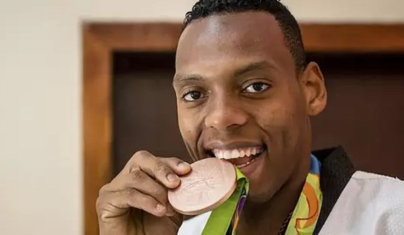 Maicon Andrade é suspenso por dois anos por violar regras antidoping