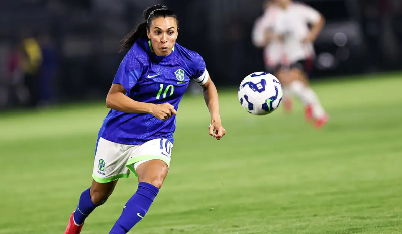 Marta volta à seleção feminina para amistosos contra os EUA em junho
