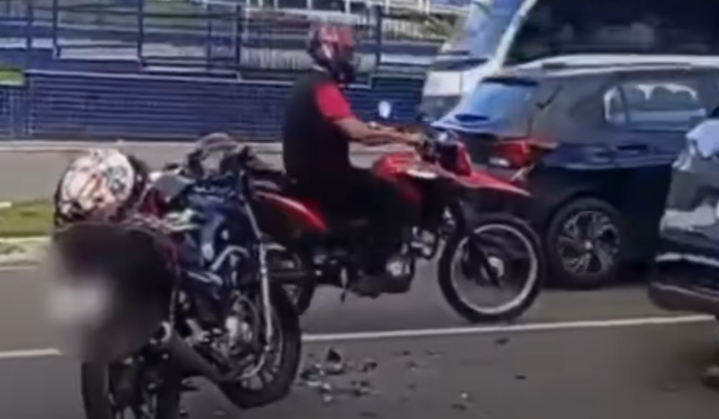 Motociclista fica ferido após acidente na Bola da Suframa em Manaus